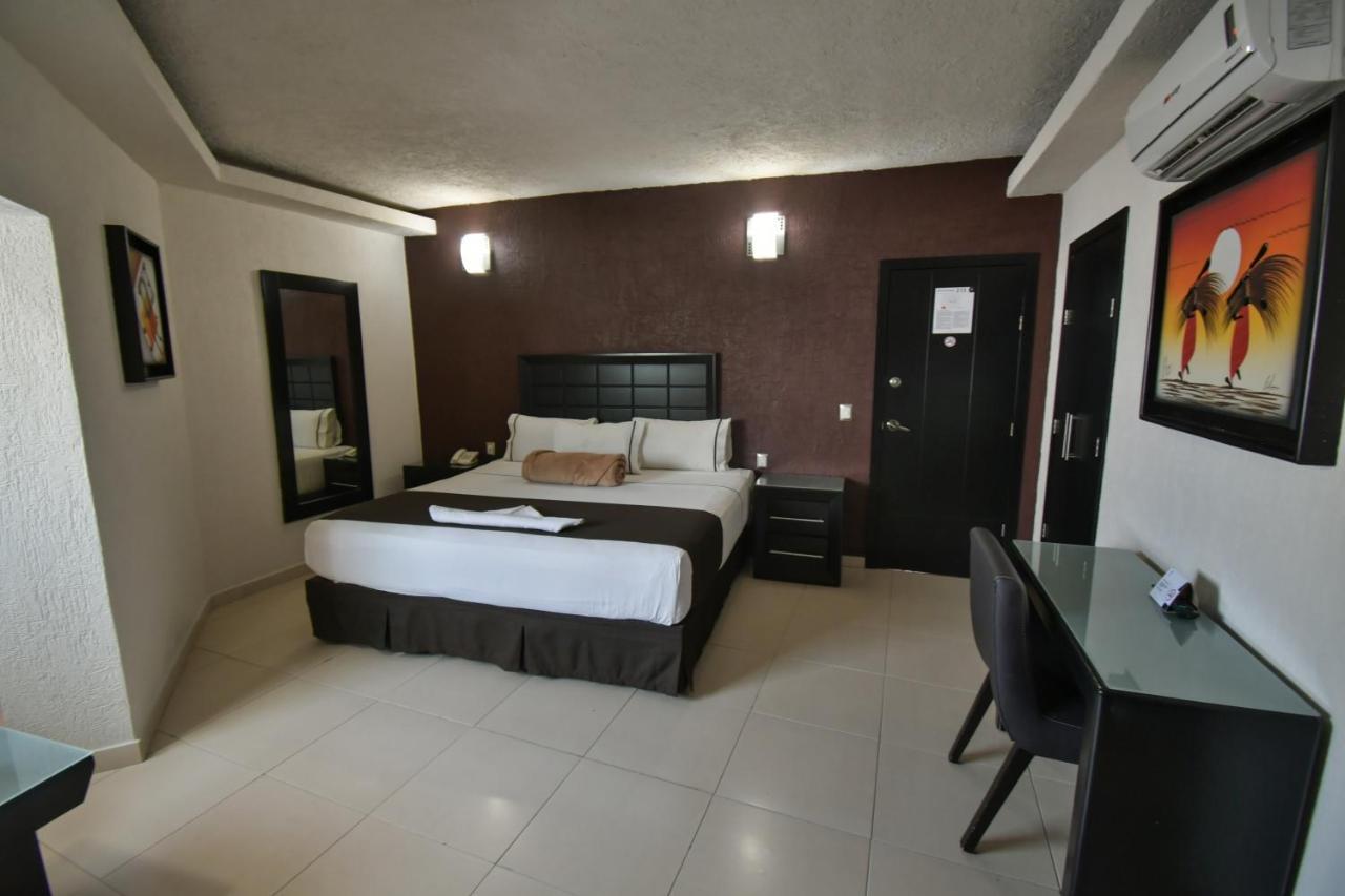 Hotel Portonovo Plaza Centro Guadalajara Buitenkant foto