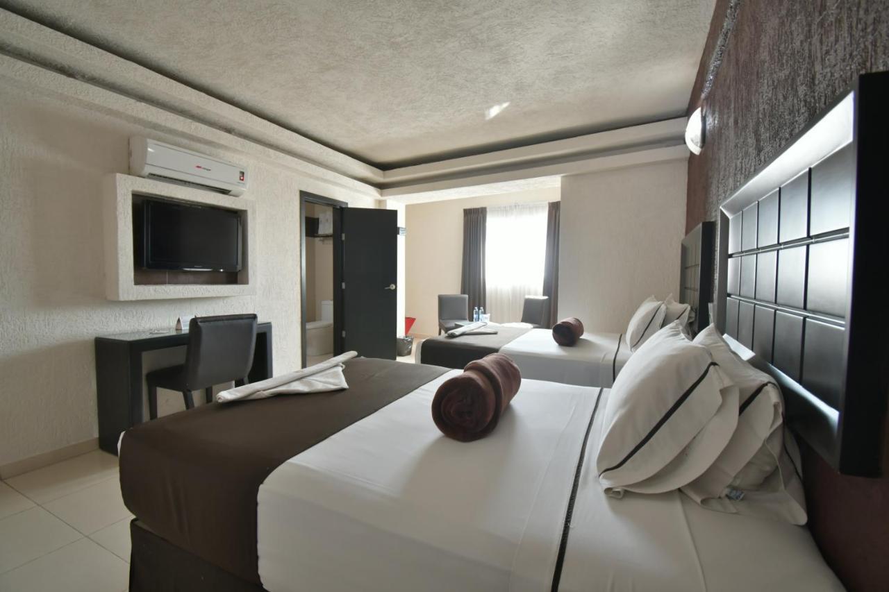 Hotel Portonovo Plaza Centro Guadalajara Buitenkant foto