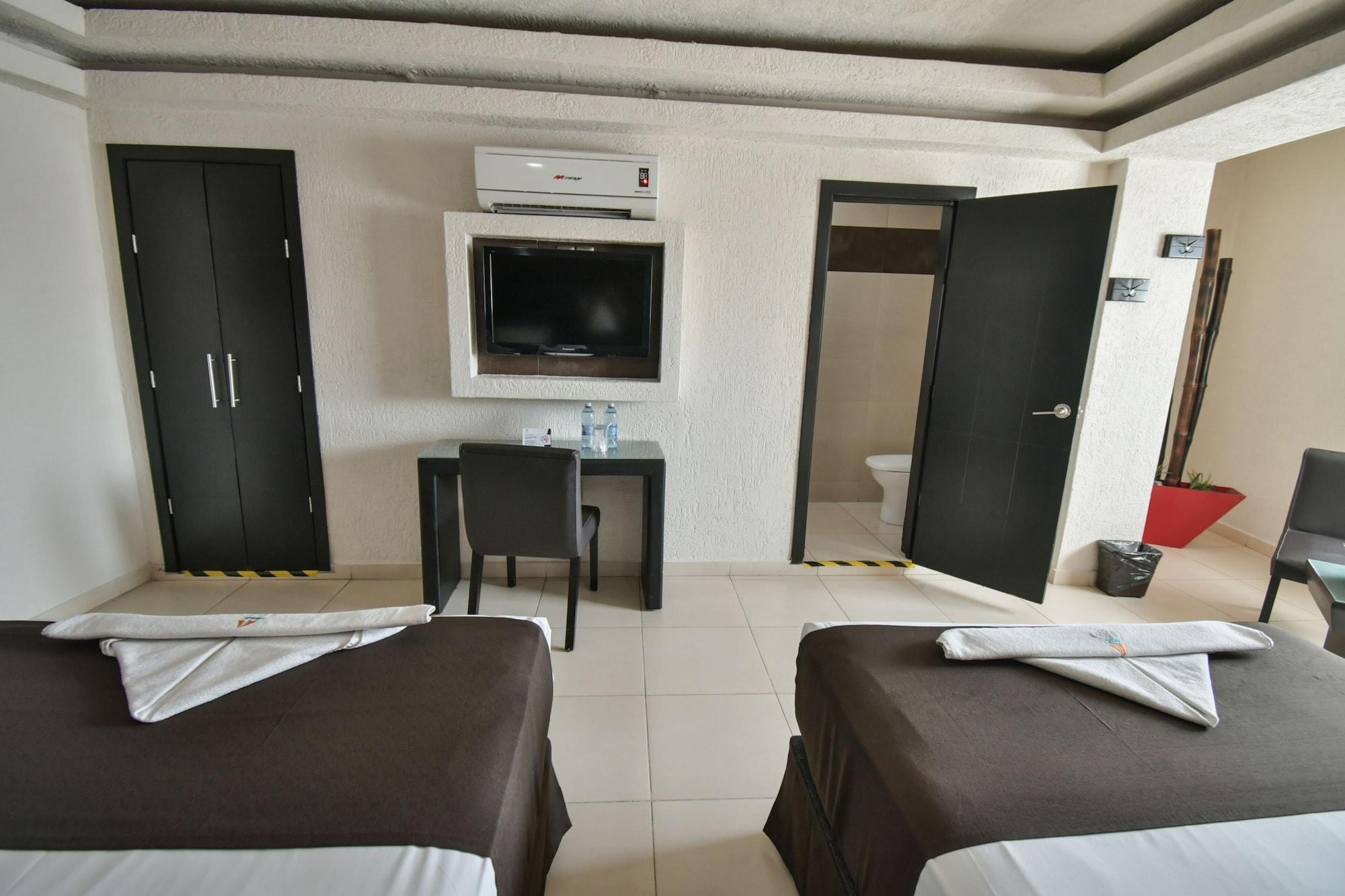 Hotel Portonovo Plaza Centro Guadalajara Buitenkant foto